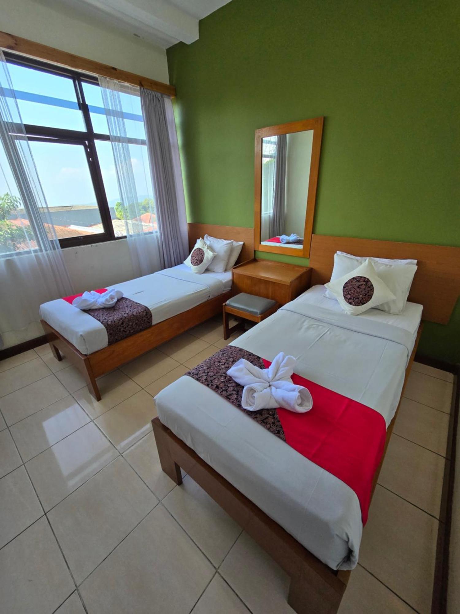 Kusma Hotel Bandungan Semarang Zewnętrze zdjęcie