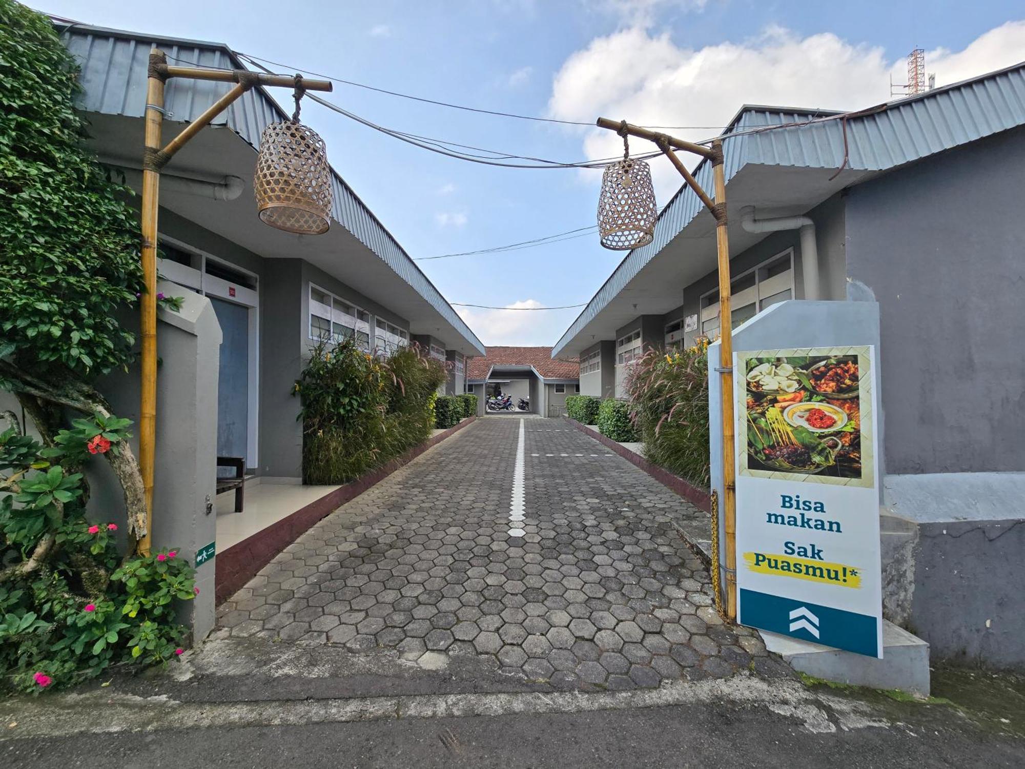 Kusma Hotel Bandungan Semarang Zewnętrze zdjęcie