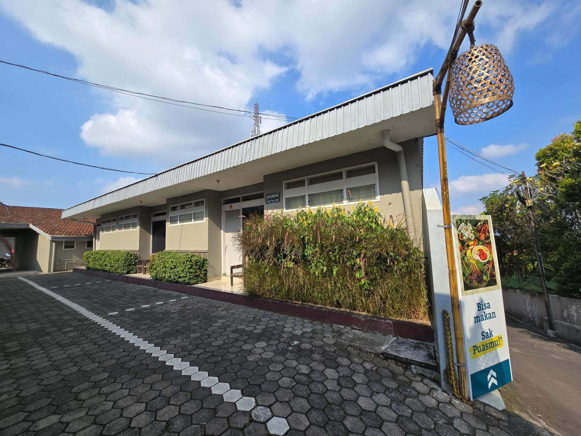 Kusma Hotel Bandungan Semarang Zewnętrze zdjęcie
