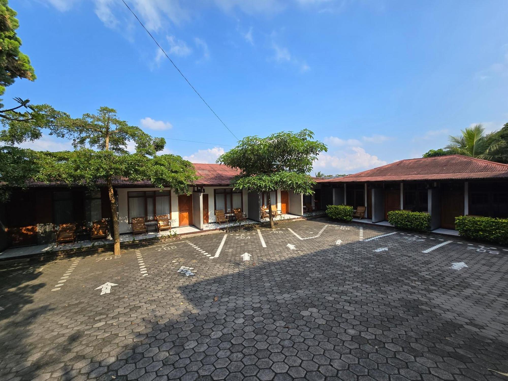 Kusma Hotel Bandungan Semarang Zewnętrze zdjęcie